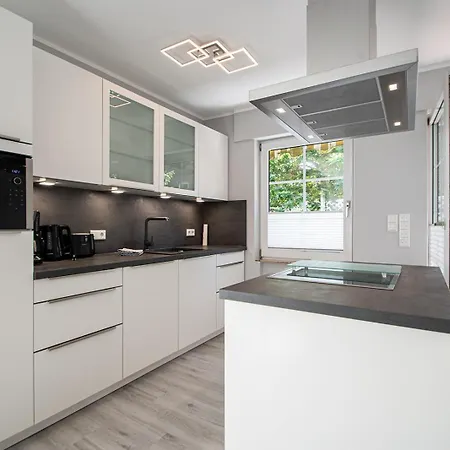 Island Paradise 아파트